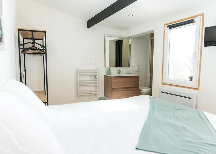 Oda ve Kahvaltı **auberge De L'aude**