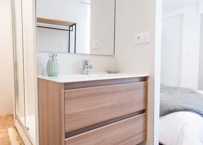 **auberge De L'aude** 4* Каркассон