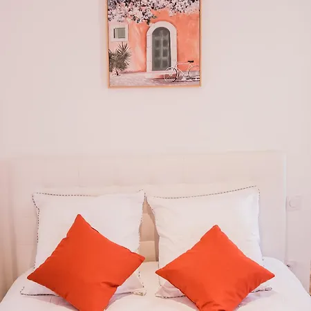 **auberge De L'aude** 4* Каркассонн